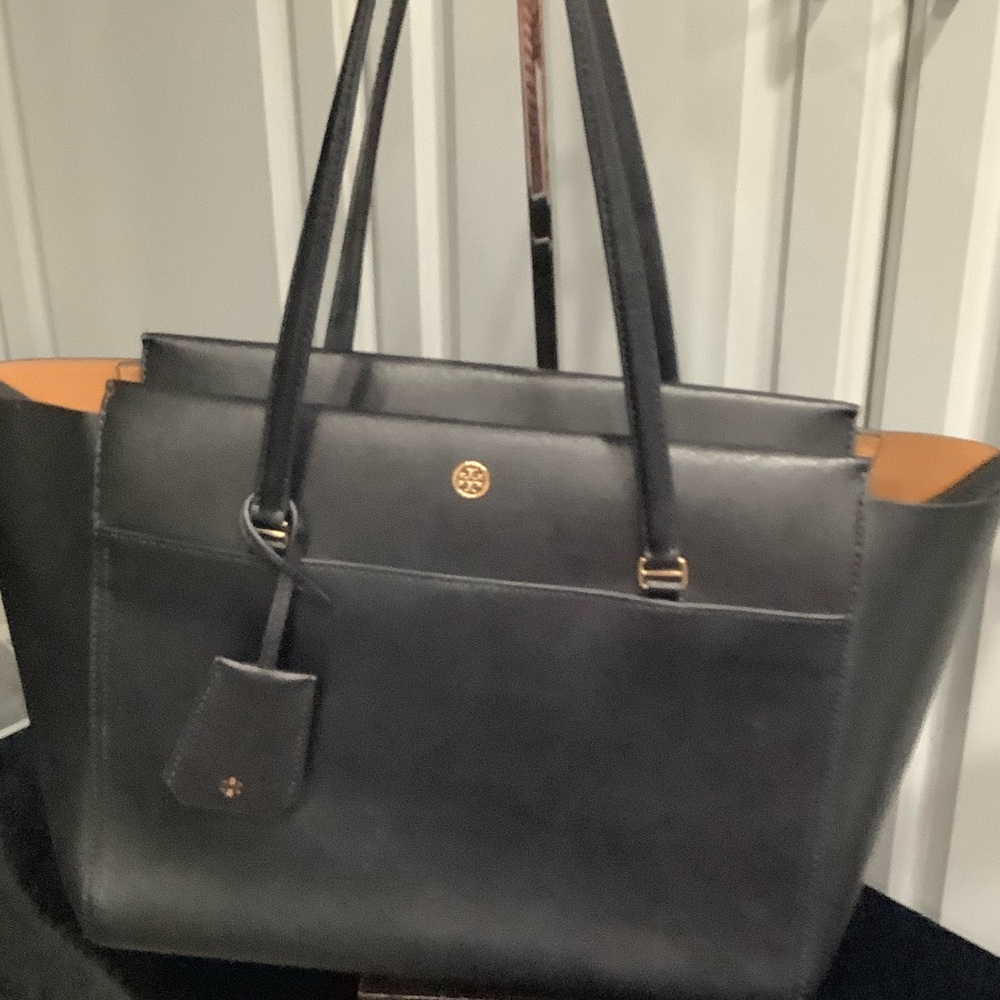 🔥🔥🔥TORY BURCH PARKER LARGE TOTE Black Saffiano Leather Tote Bag SALE SALE SALE - Picture 6 of 12